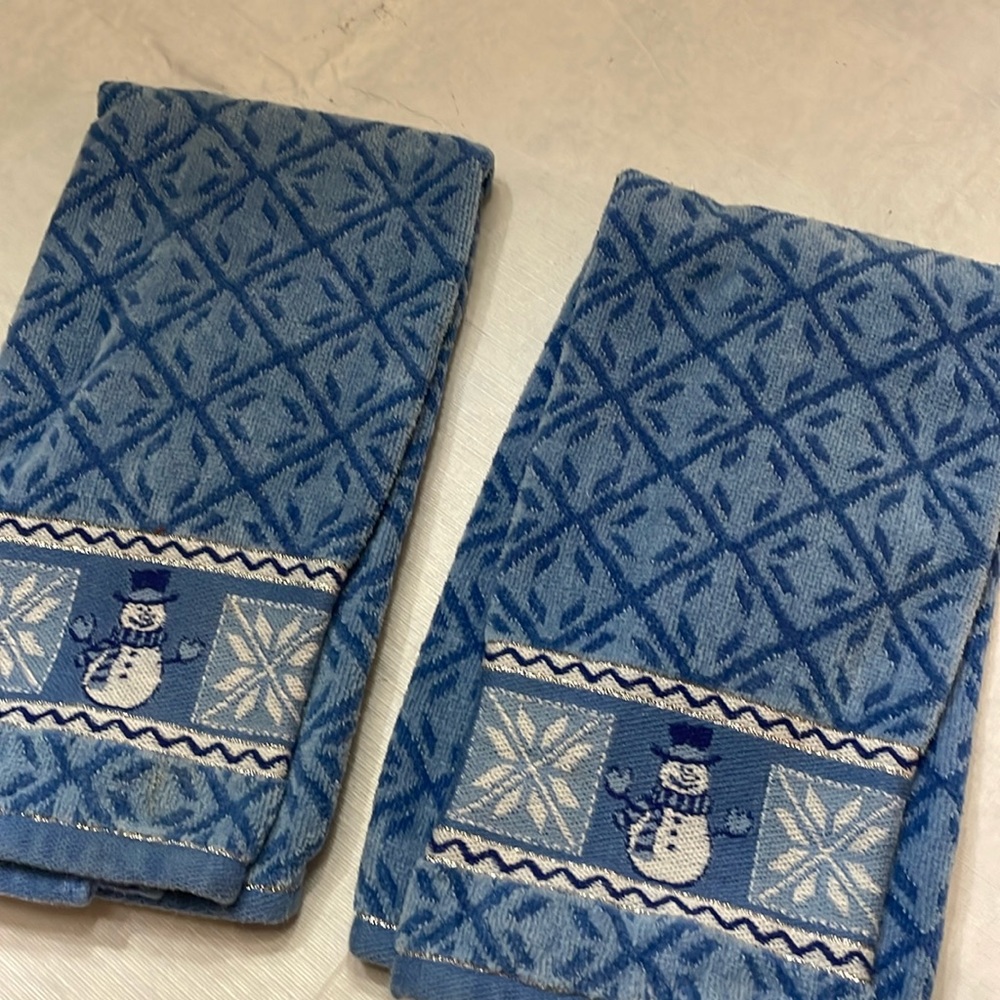 Festive Snowman Hand Towels set of 2